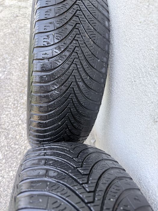 2 бр. всесезонни гуми KUMHO 195/65 R15 DOT 0423