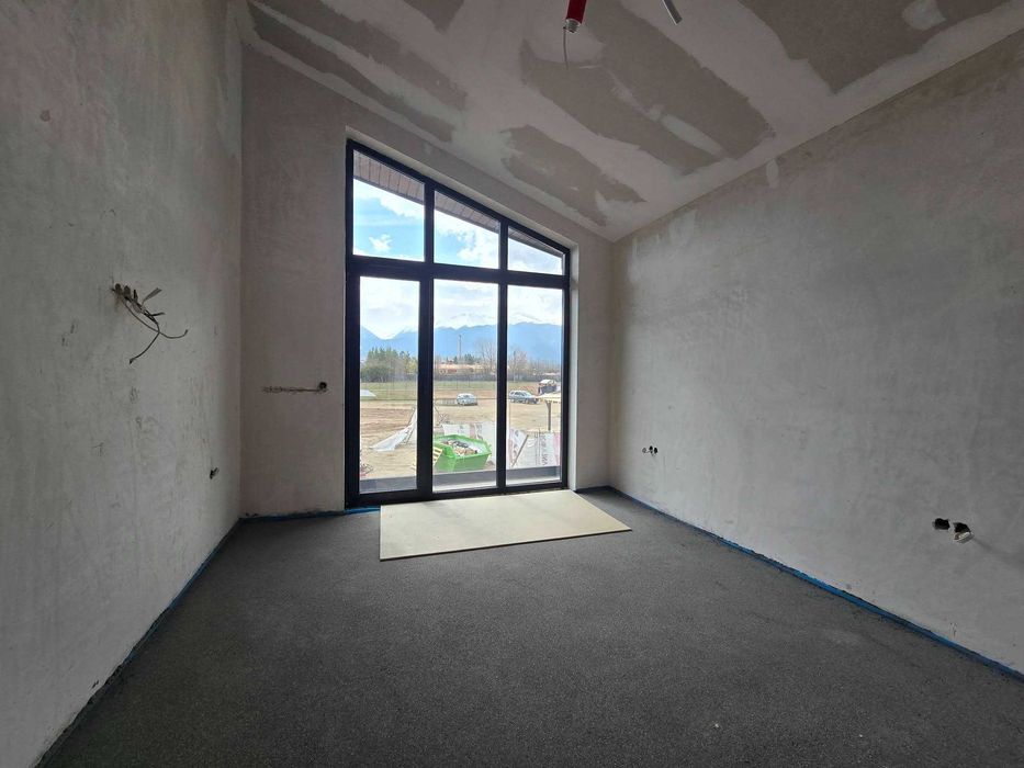 Бутикова къща с минерална вода за продажба до Банско и село Баня