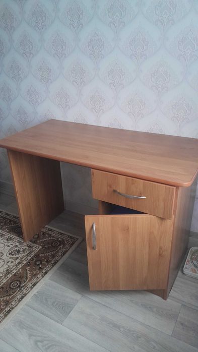 Стол ученический