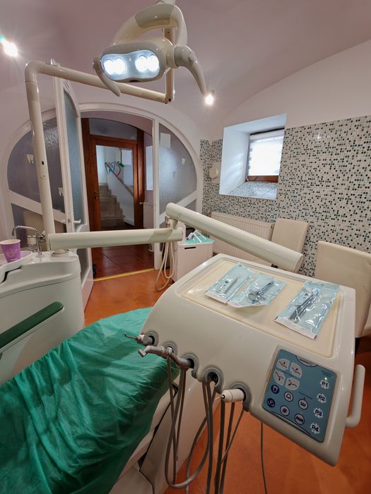 Unit dentar (scaun stomatologic)