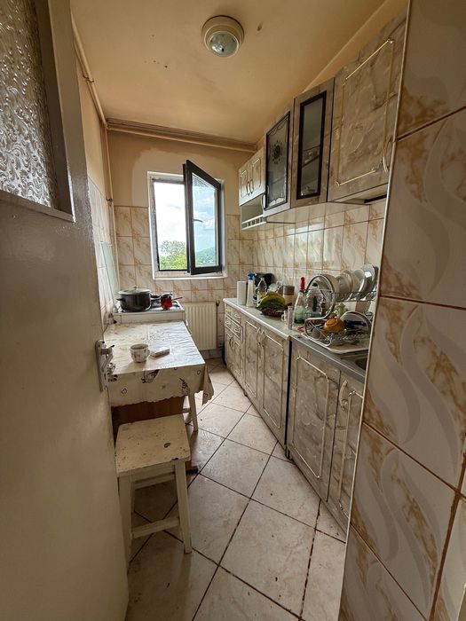 Apartament 3 camere de vânzare în Breaza – 47,27 mp, decomandat