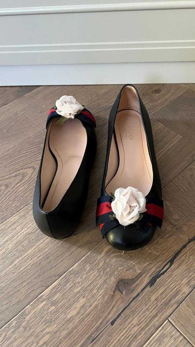 туфли классические Gucci