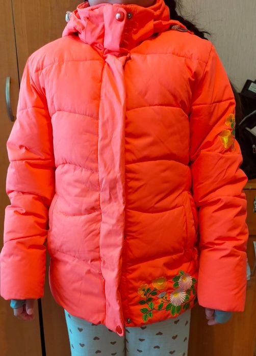 Одежда для девочек. На девочку 7,8 лет