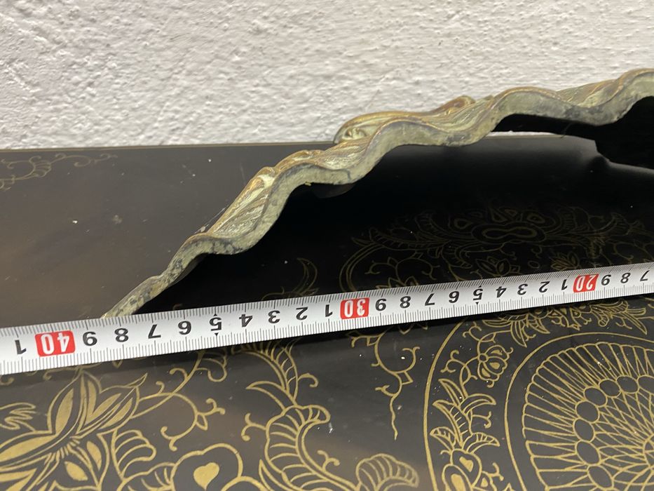 Стенна кашпа мида от масивен месинг