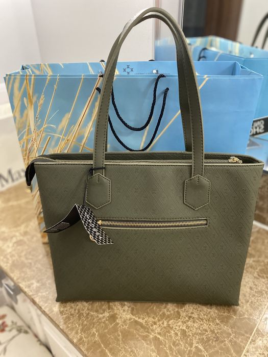 Продам сумку срочно