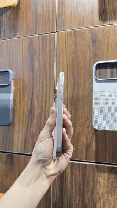 iphone 16 pro max naxtka