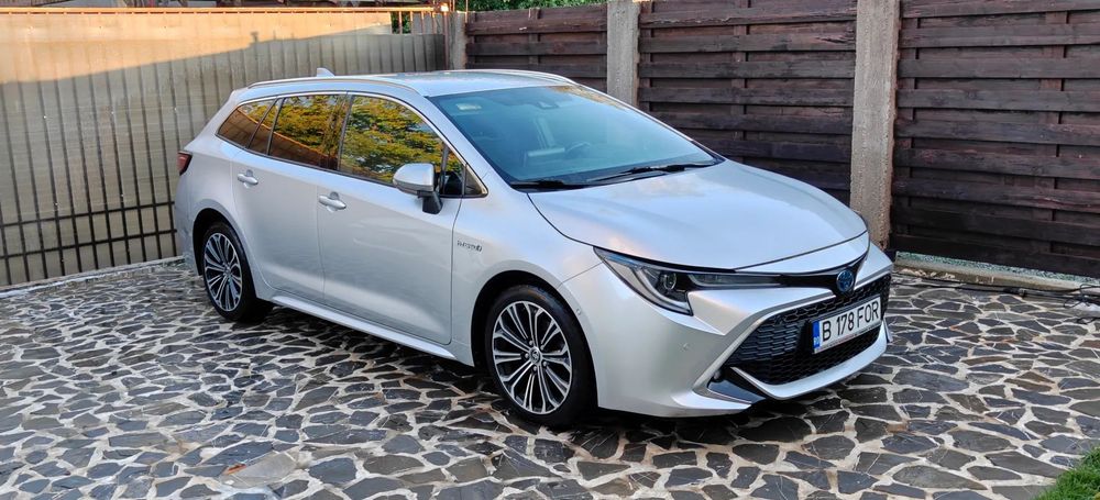 Toyota Corolla Provenienta: Romania - EXCLUSIV - Full Option