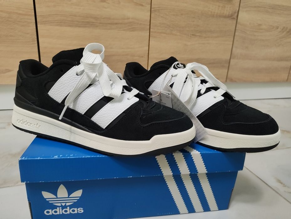 Кецове Adidas forum2000