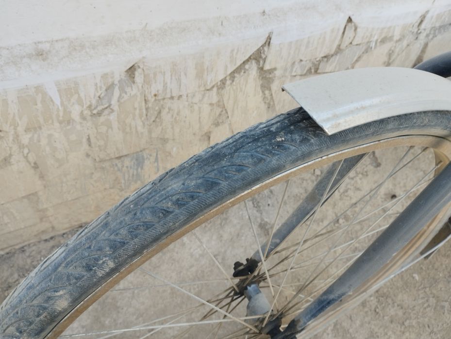 Урал Велик сотилади. Юриб турибди.