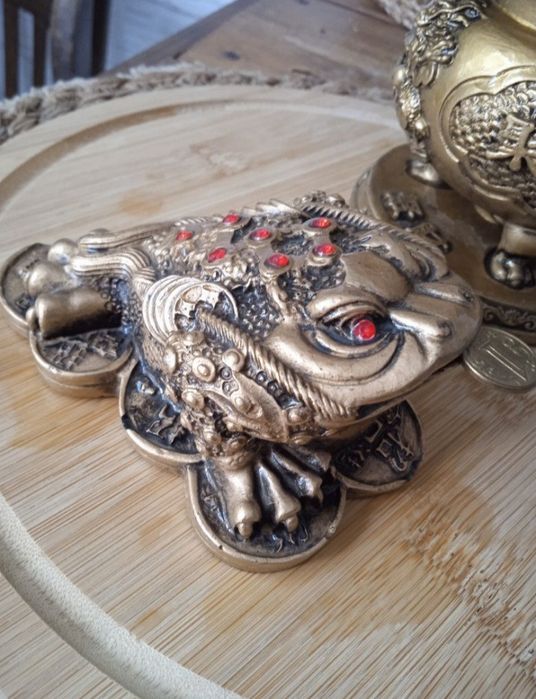 Китайские сувениры, продам срочно