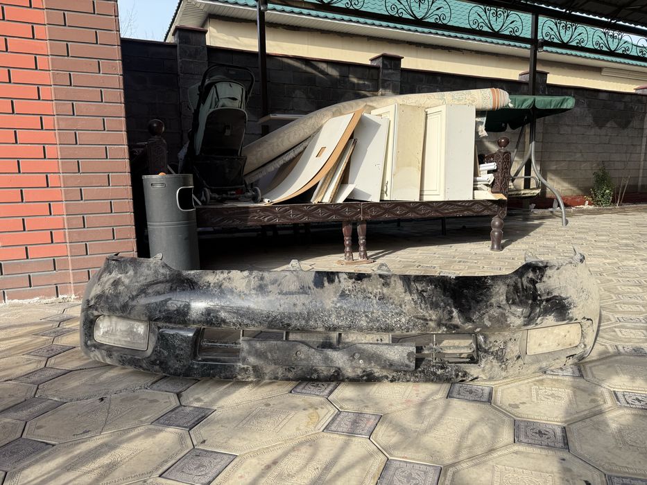 Бампер 470 в хорошом состояни