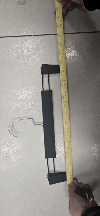 Закачалки за дрехи с храмови държачи