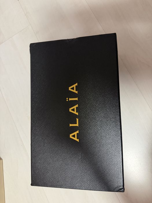 Alaia балеринки с камъни чисто нови 40 и 38