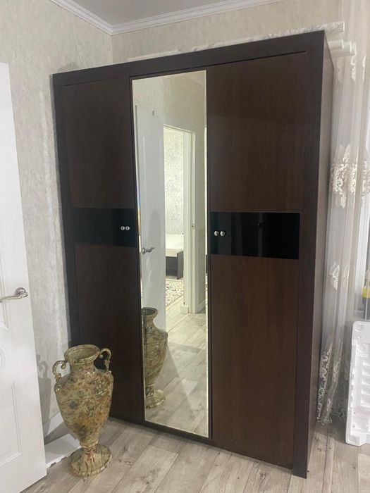 Продается кровать и шифоньер