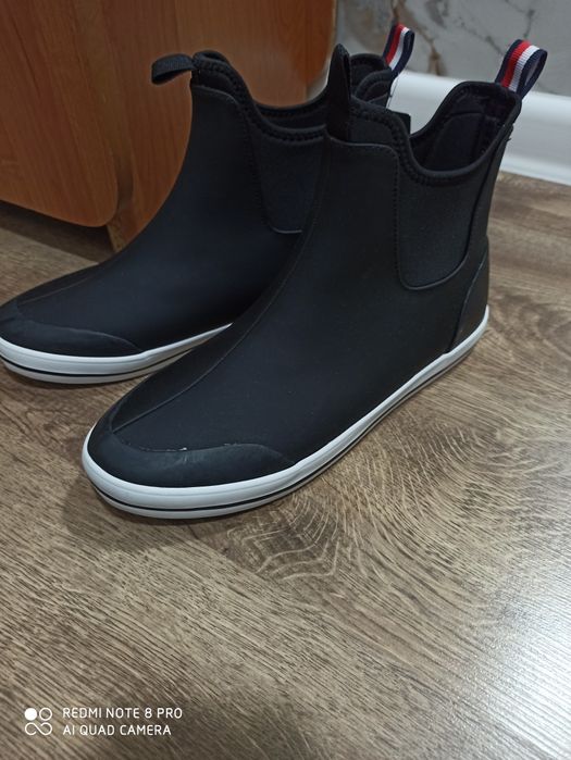 Продам обувь сапожки