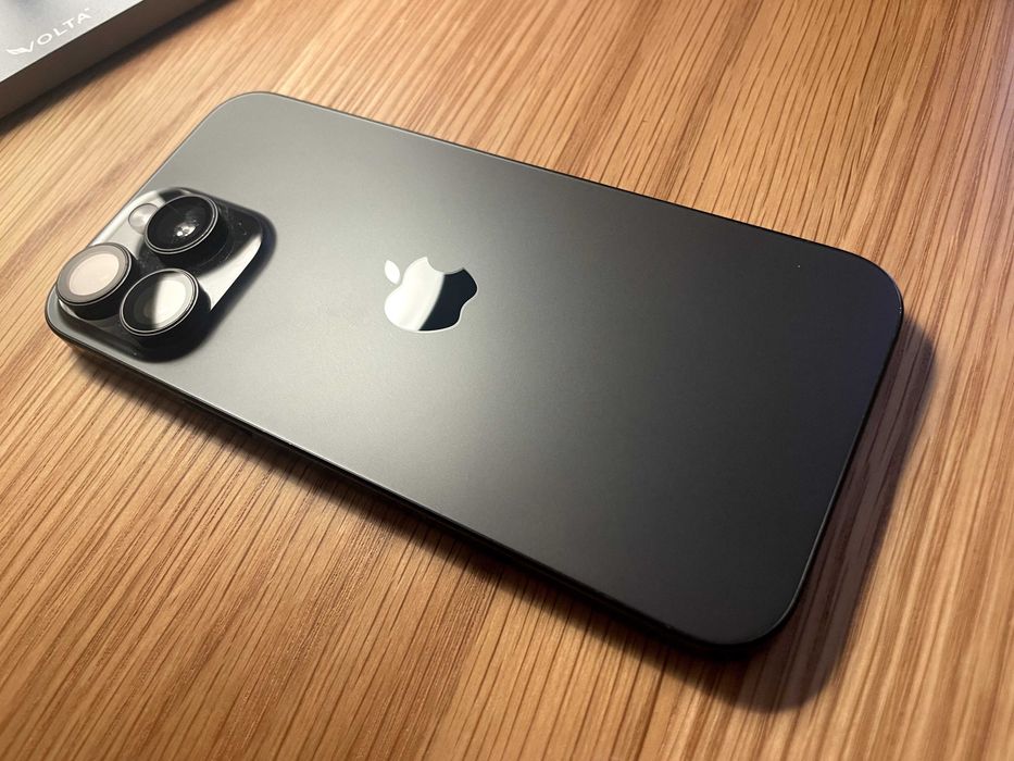 iPhone 16 Pro Max 256 GB - като нов с 99% батерия!