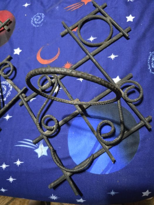 Suporturi ghivece din fier forjat