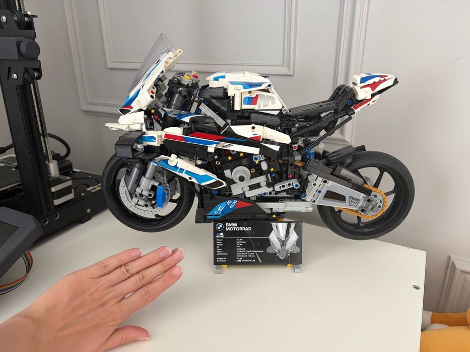 Мотоцикл Lego BMW огромный
