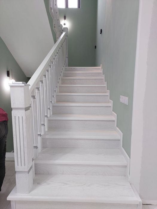 Zina Zinapoyalar лестница