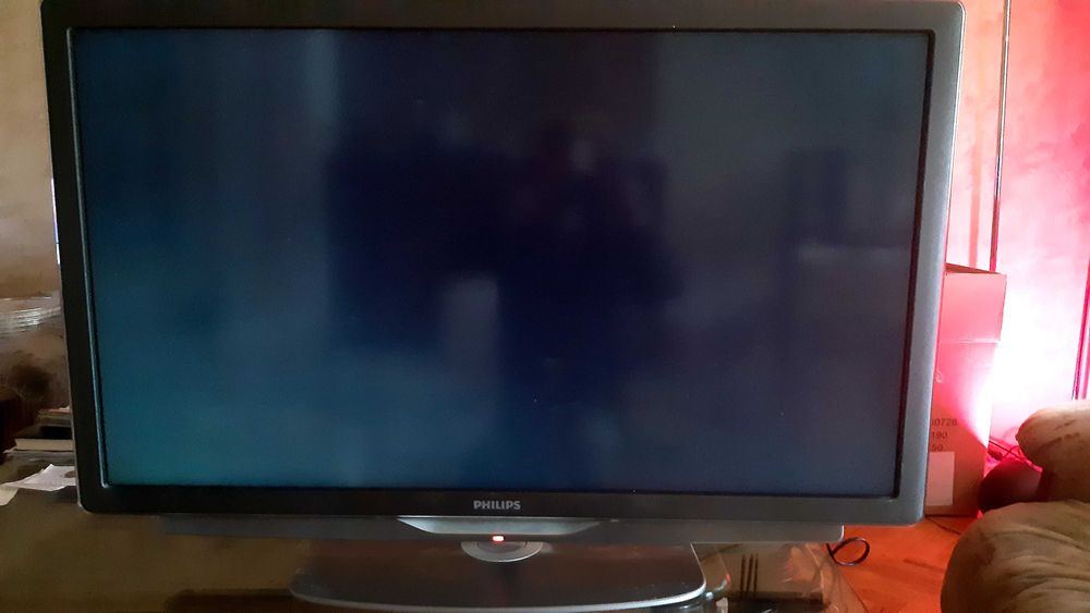 Телевизор PHILLIPS за части