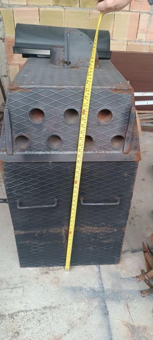 Отопляема печка на дърва и/или въглища