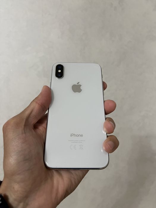 Продам iPhone X на 64GB