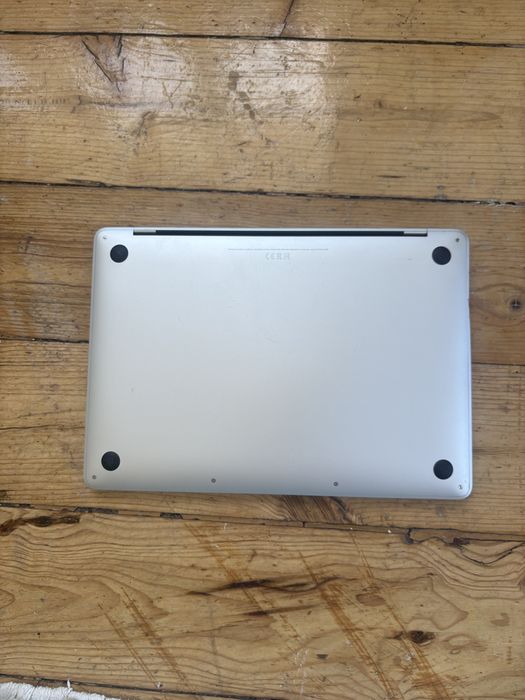 MacBook Pro  лаптоп