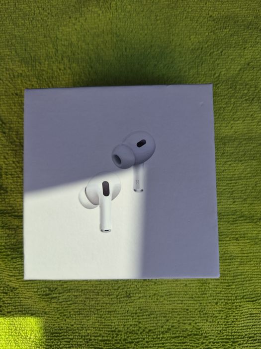 Vând Căști Apple Airpods Pro 2copie Albe