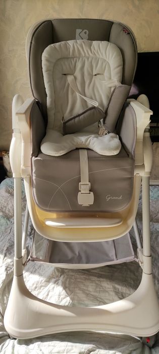 Стульчик для кормления и не только.