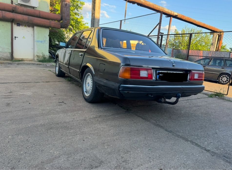 Bmw seria7 e23 735i