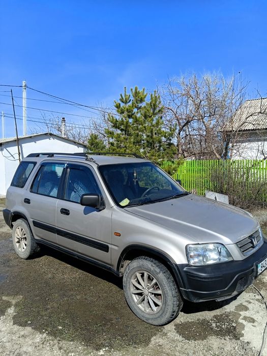 Срочно продам. 1997 год,автомат.