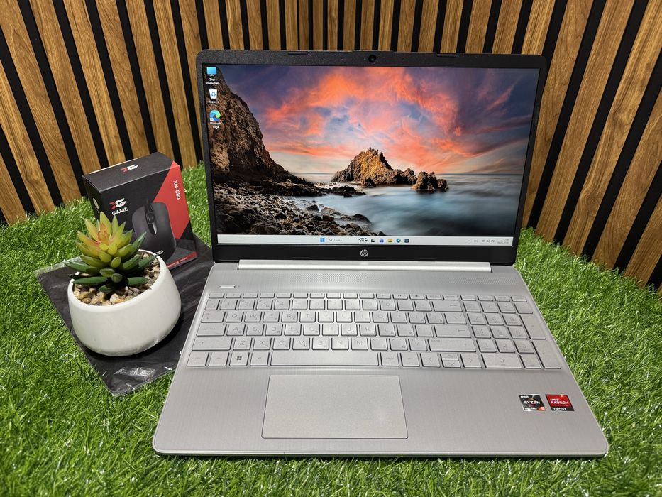 Ноутбук Hp Laptop 15s AMD Ryzen 5-5500U/8GB/SSD512GB/Radeon Graphics