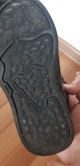 Отдам детские вещи: обувь