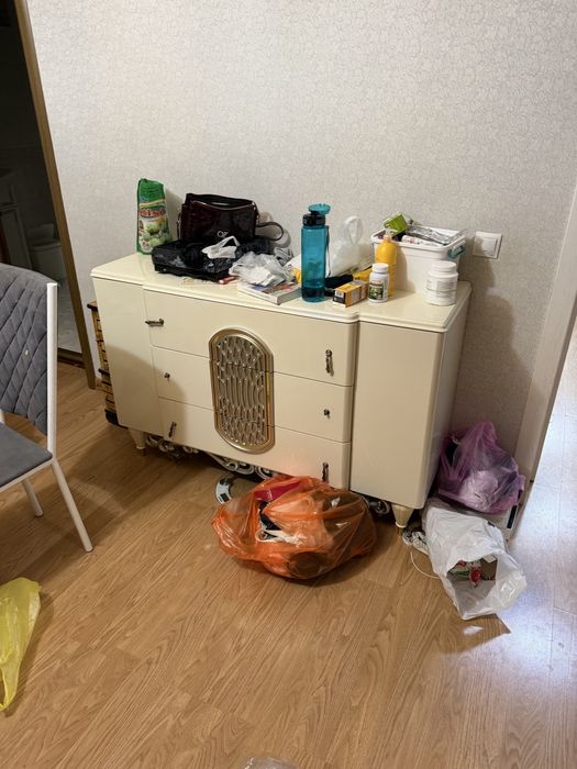 Комод / тумба классическая (вместительная)