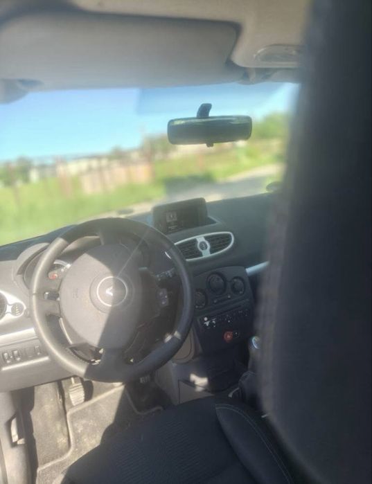 RENAULT Clio 2011 — imagine 4