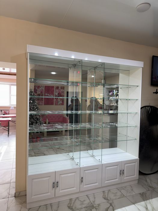 Шкаф для товара