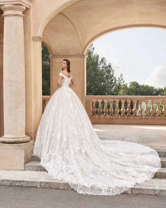 Булчинска рокля Rosa Clara