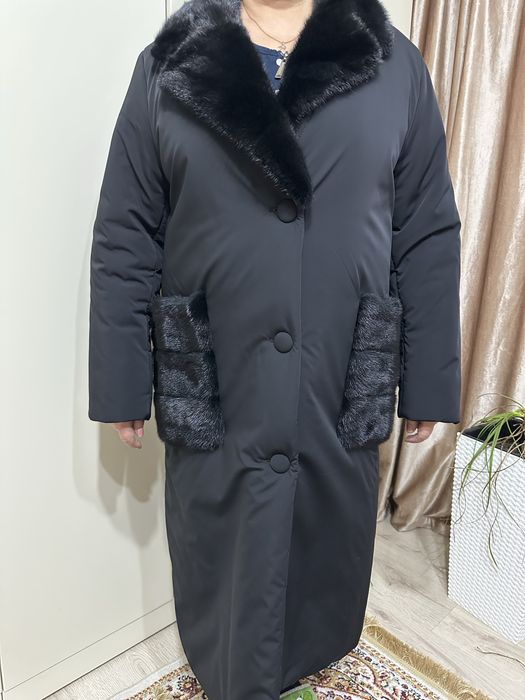 Продам теплый зимний пуховик