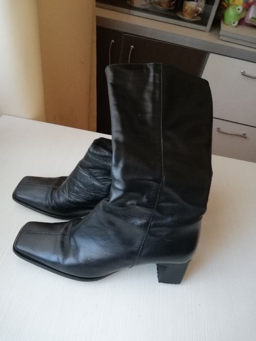 Cizme negredin piele captusite, cu toc, marimea 40 (27 cm)