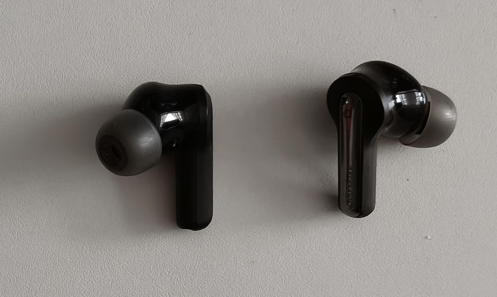 Слушалки Soundcore Life P3i като нови