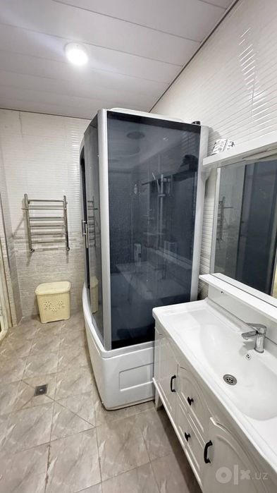 Новастройка 4 хоналик 3 этаж Шотаруставеллида жойлашган.Агентство