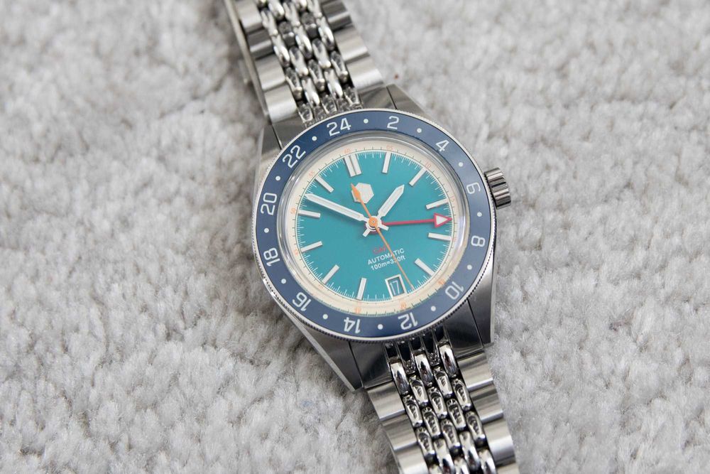 Автоматичен GMT часовник със Сапфир San Martin