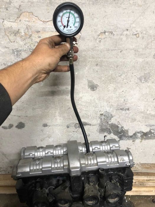 Motor complet  Yamaha FZ 600 Fazer 2002-2004 CARBURATIE