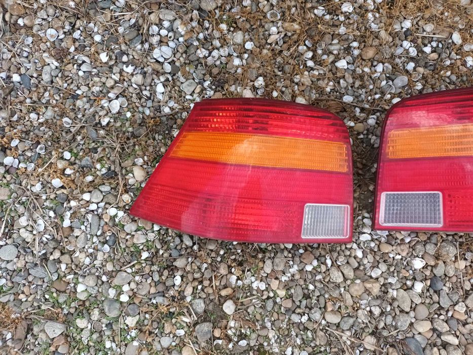 Ляв и десен стоп за фолксваген голф 4 VOLKSWAGEN GOLF 4