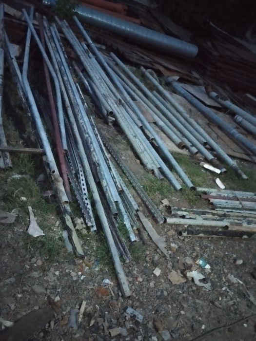 Стойки трубы круглые