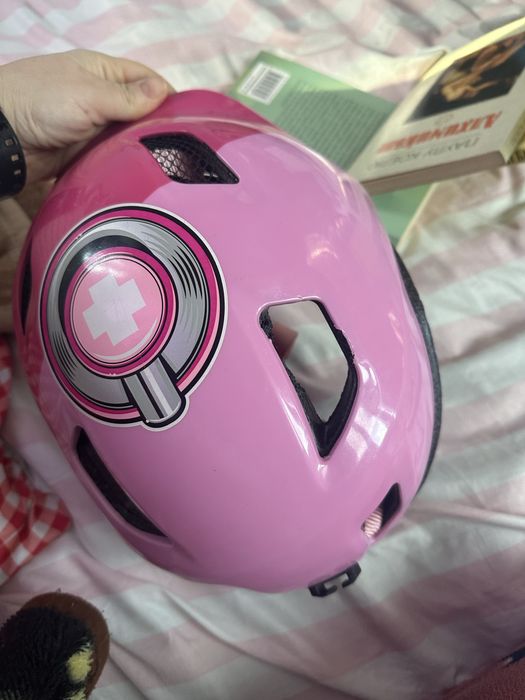 Детска каска Btwin от Декатлон розова