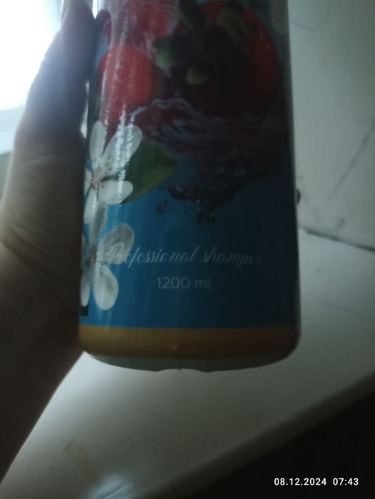 Зубная паста Maxfresh и шампунь Sveet Berry