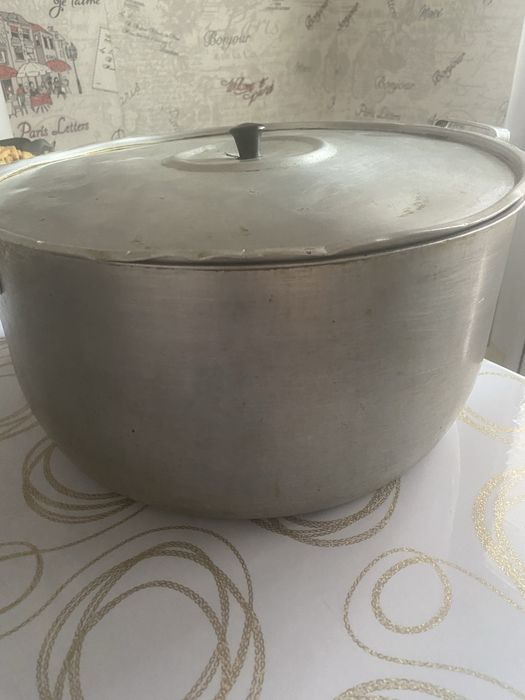 Кастрюя алюминевая