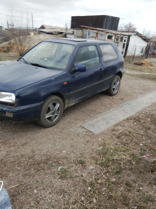 Продам машину срочно