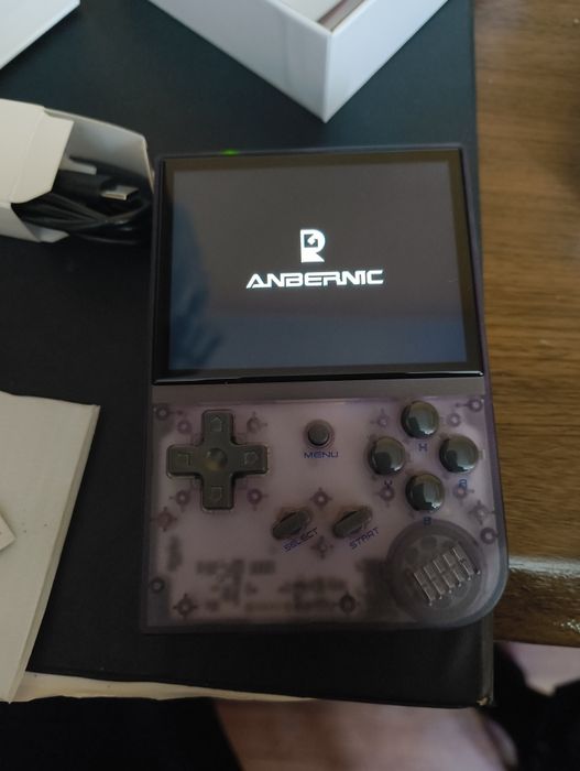 Конзола Anbernic 35XX+